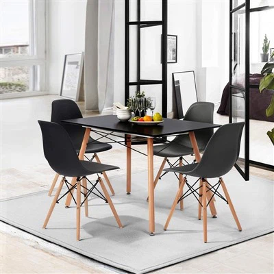 নর্ডিক স্টাইল ডাইনিং টেবিল